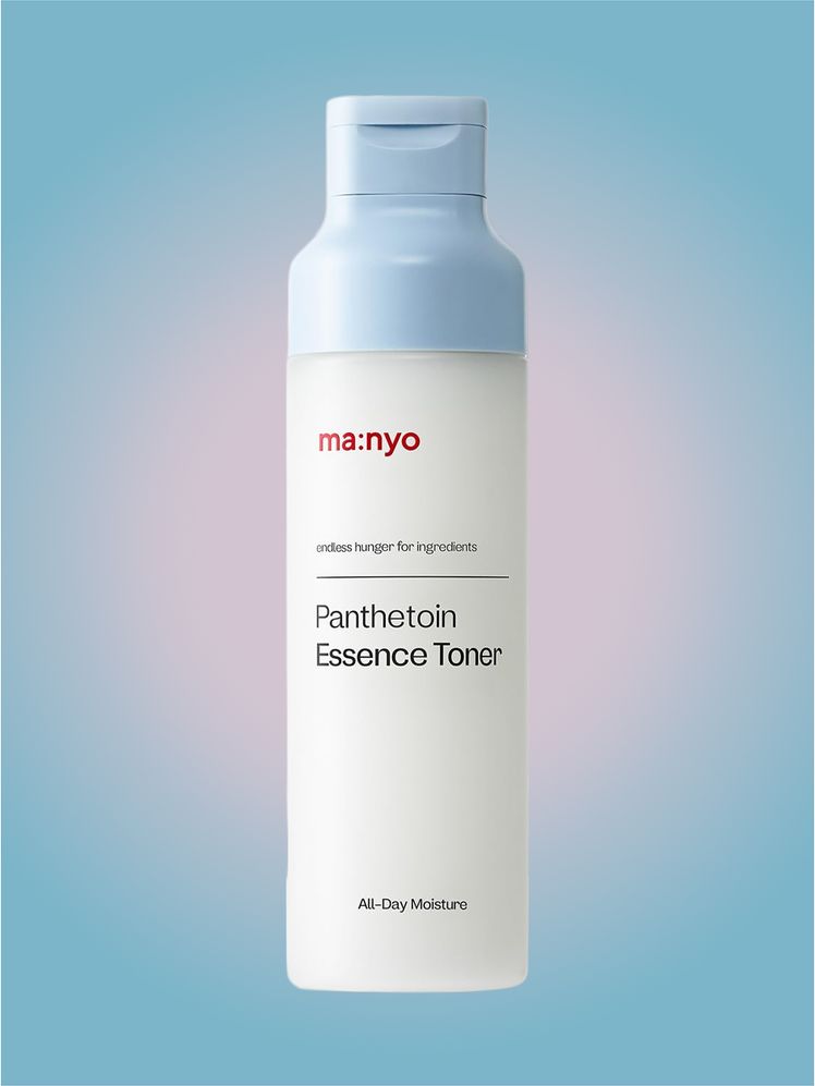 Manyo Panthetoin Essence Toner in branded component on a pink and blue background